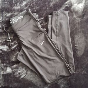 LIKE NEW NIKE PANT